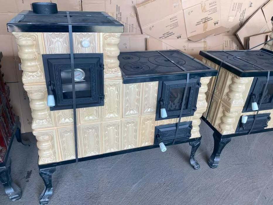 Plaatidega kaetud pliit praeahjuga, kood A154, foto nr 1